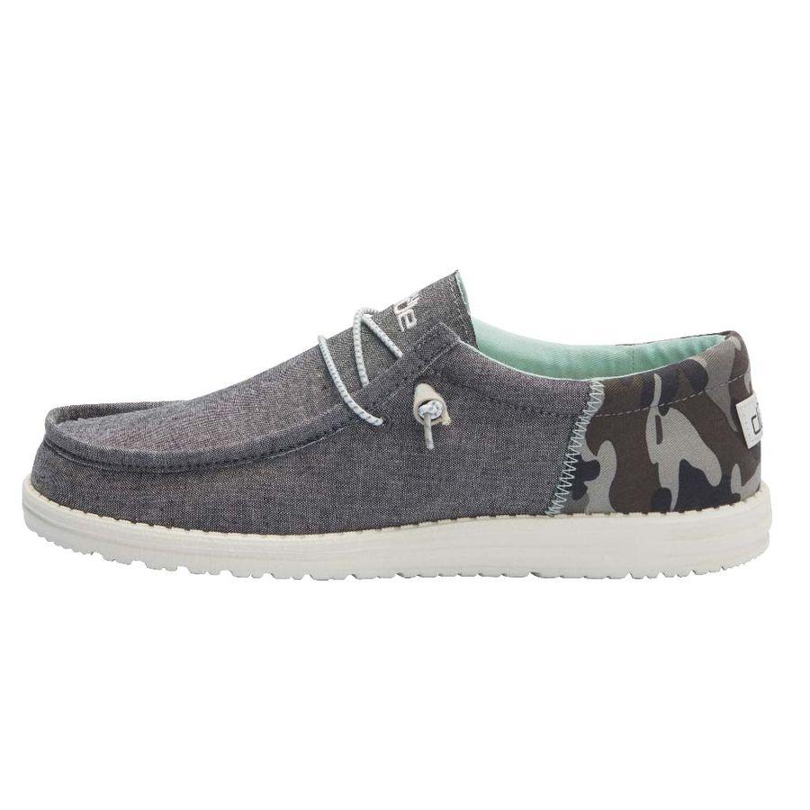 Men's Hey Dude Wally Slip On Shoes Camo Brown | XLJRB-8263